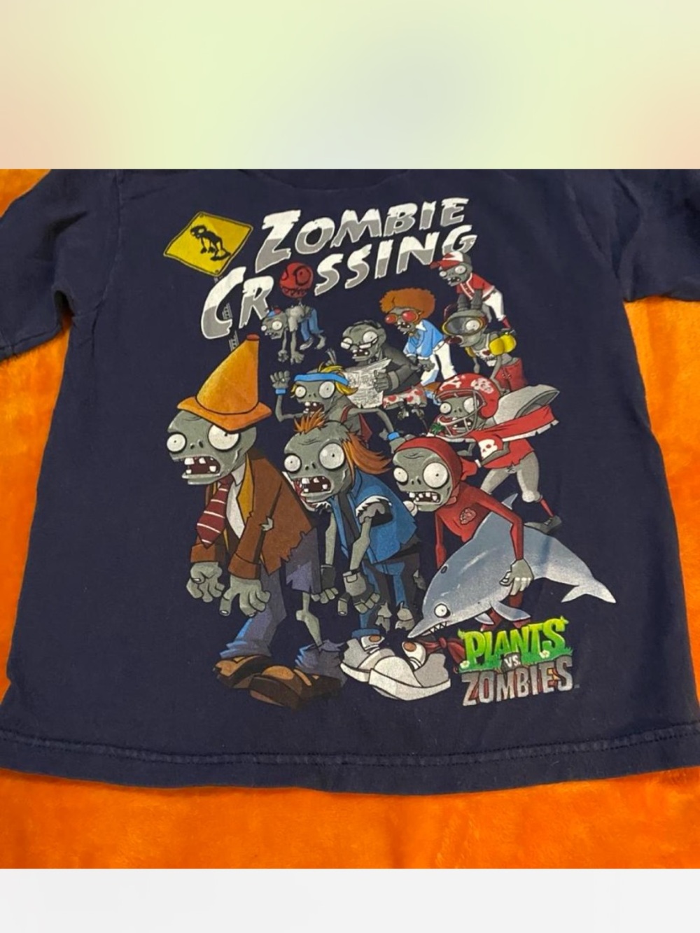 Navy 'Zombie Crossing' boys medium Tee